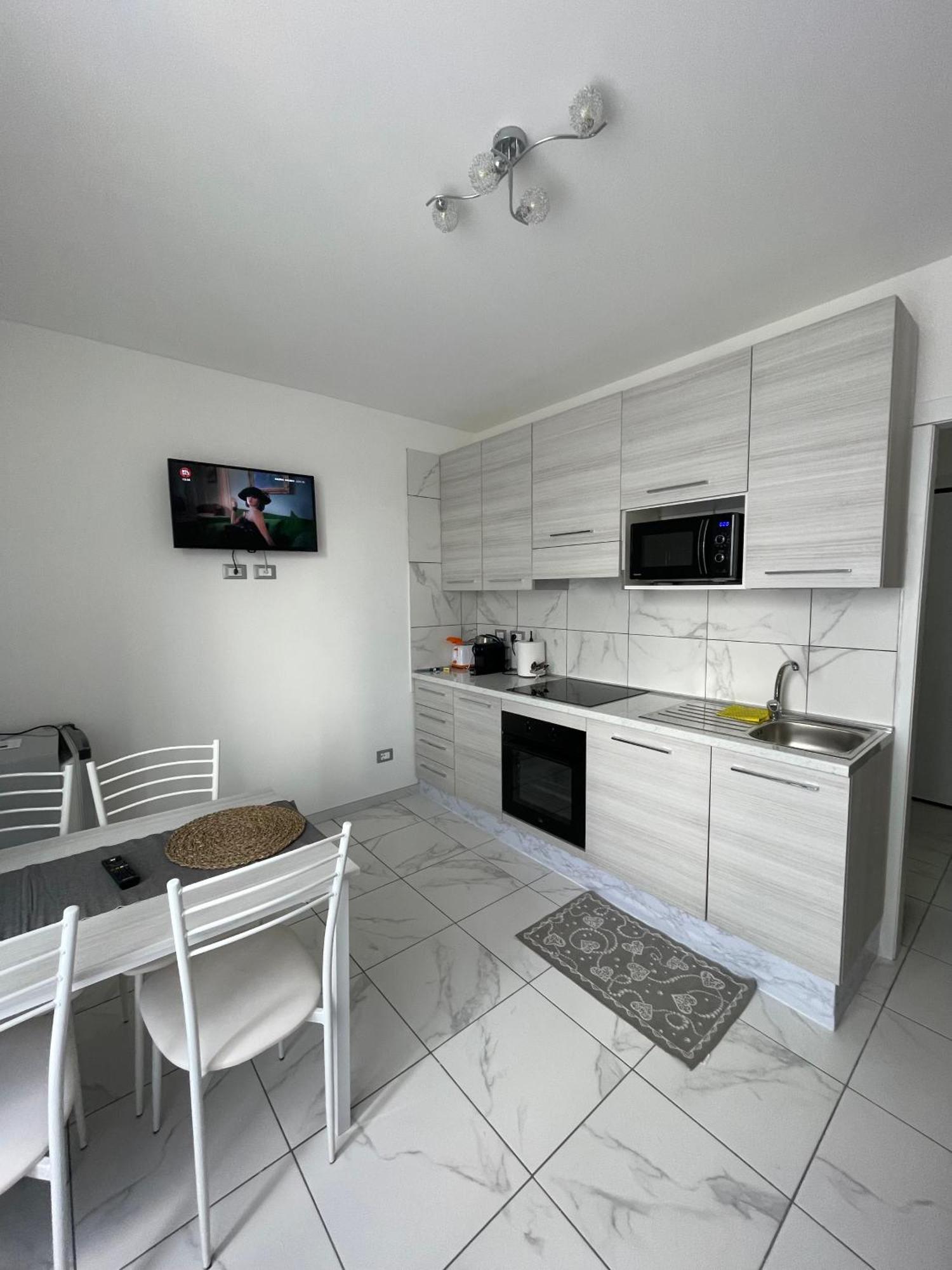 Montenero Suite Milão Exterior foto